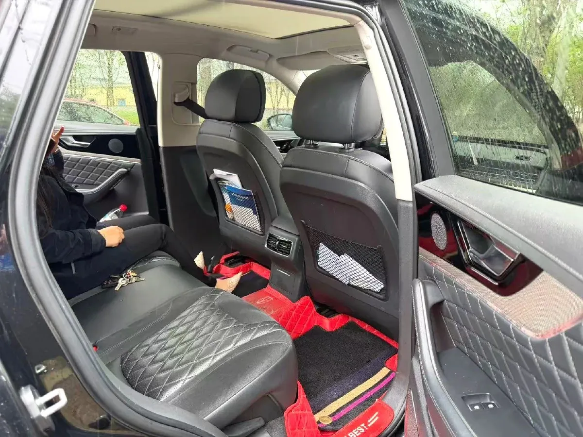 2019 HongQi HS5 2.0T 224HP L4 6AT,autocango,china used car exporter,china ev exporter,chinese used car exporter,chinese used ev exporter