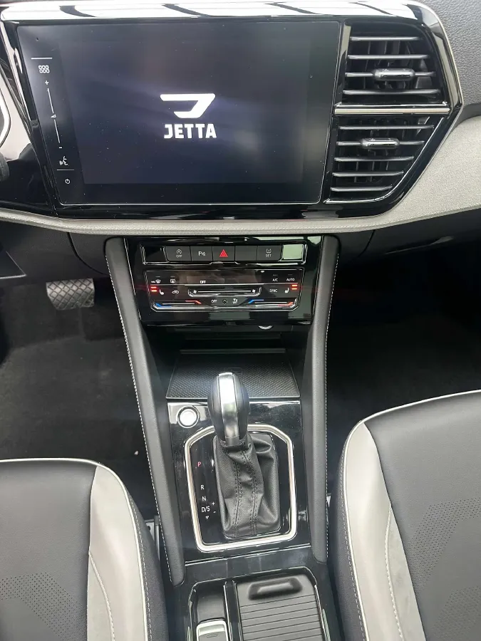 2023 Jetta VS7 1.4T 150HP L4 6AT,autocango,china used car exporter,china ev exporter,chinese used car exporter,chinese used ev exporter