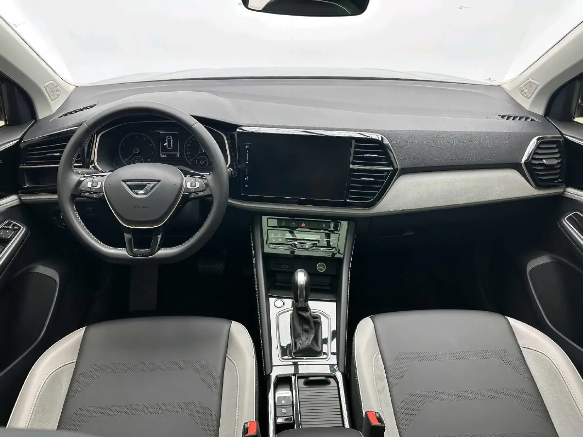 2023 Jetta VS7 1.4T 150HP L4 6AT,autocango,china used car exporter,china ev exporter,chinese used car exporter,chinese used ev exporter