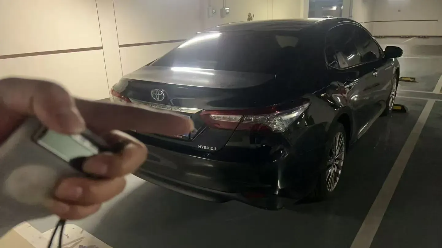 2019 Toyota Camry 2.5L 178HP L4 E-CVT Hybrid,autocango,china used car exporter,china ev exporter,chinese used car exporter,chinese used ev exporter