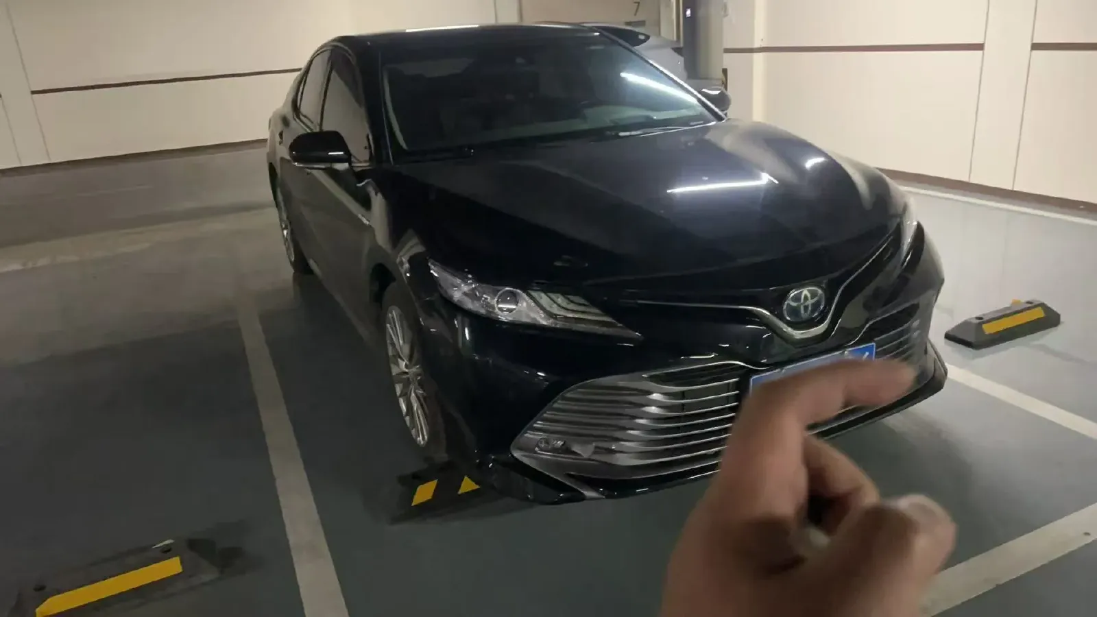 2019 Toyota Camry 2.5L 178HP L4 E-CVT Hybrid,autocango,china used car exporter,china ev exporter,chinese used car exporter,chinese used ev exporter