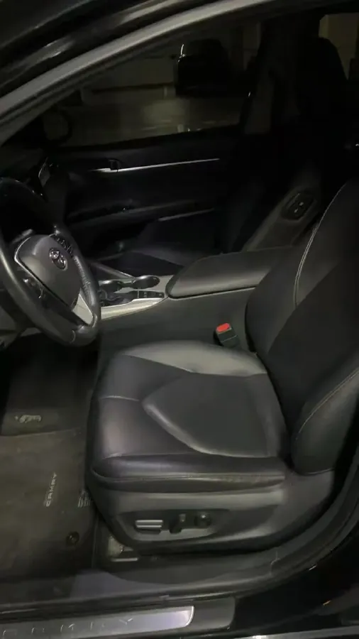 2019 Toyota Camry 2.5L 178HP L4 E-CVT Hybrid,autocango,china used car exporter,china ev exporter,chinese used car exporter,chinese used ev exporter