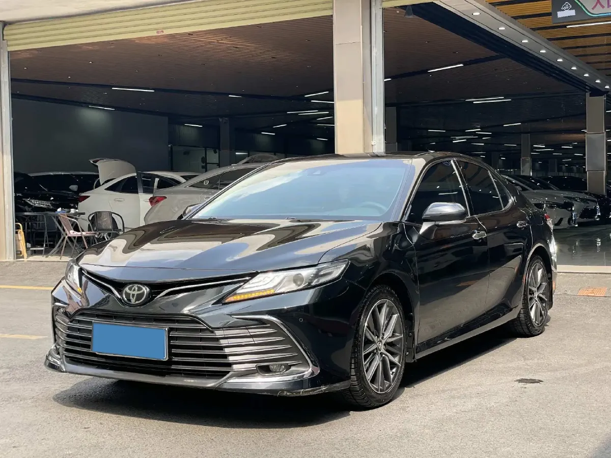 2021 Toyota Camry 2.5L 209HP L4 8AT,autocango,china used car exporter,china ev exporter,chinese used car exporter,chinese used ev exporter
