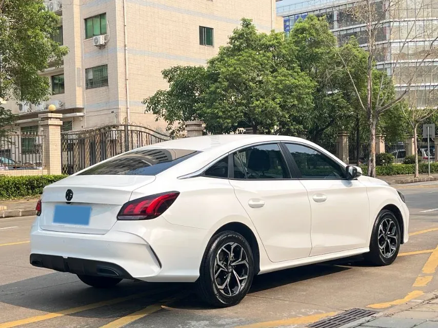 2023 MG 5 1.5L 129HP L4 CVT,autocango,china used car exporter,china ev exporter,chinese used car exporter,chinese used ev exporter