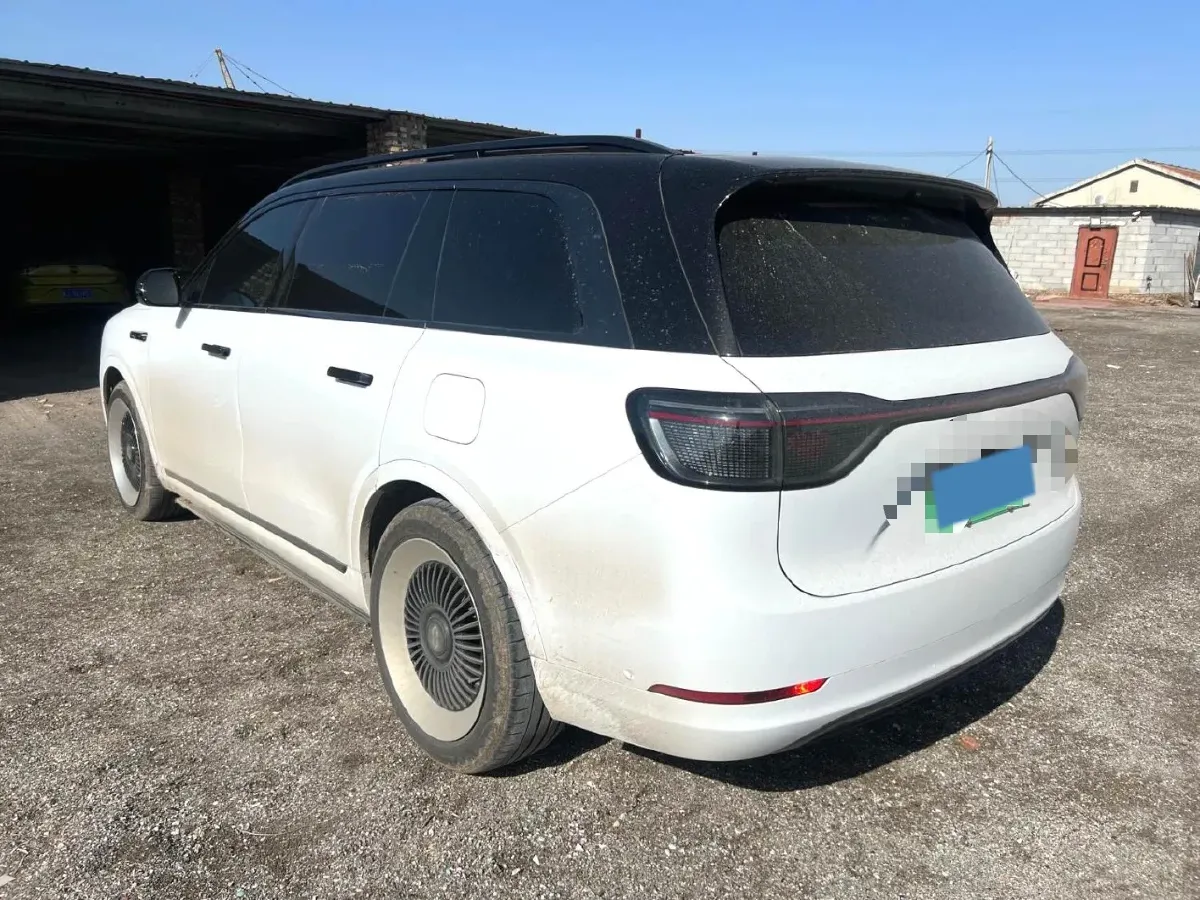 2024 AITO AITO M9 1.5T 152HP L4 REEV 42KWH,autocango,china used car exporter,china ev exporter,chinese used car exporter,chinese used ev exporter