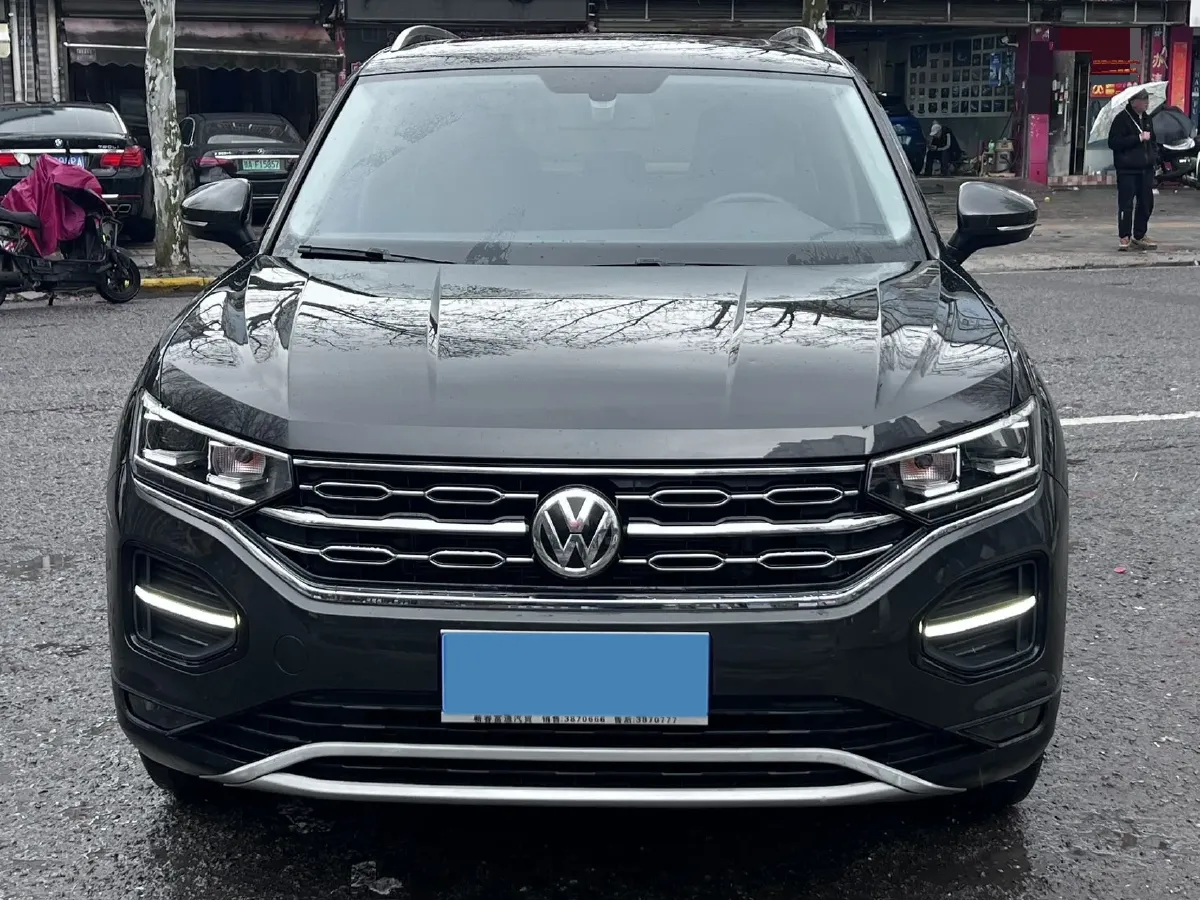 2019 Jeep Cherokee 2.0T 234HP L4 9AT,autocango,china used car exporter,china ev exporter,chinese used car exporter,chinese used ev exporter