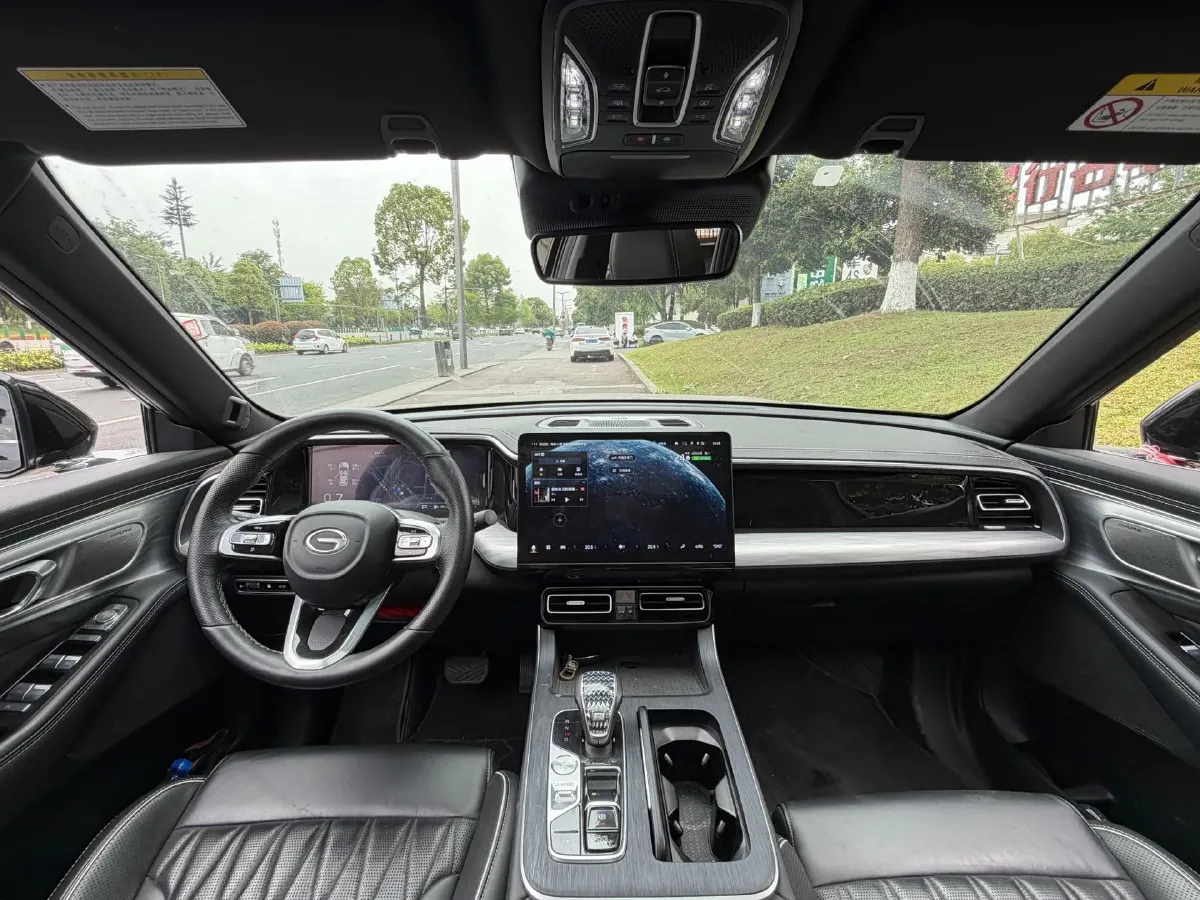 2024 GAC Trumpchi GS8 2.0T 252HP L4 8AT,autocango,china used car exporter,china ev exporter,chinese used car exporter,chinese used ev exporter