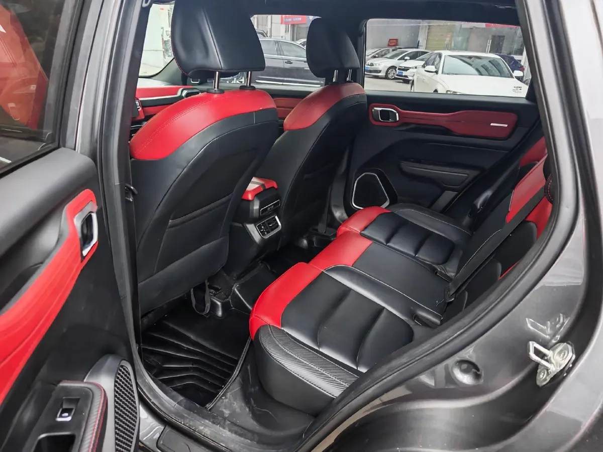 2020 Geely ICON 1.5T 177HP L3 7DCT,autocango,china used car exporter,china ev exporter,chinese used car exporter,chinese used ev exporter