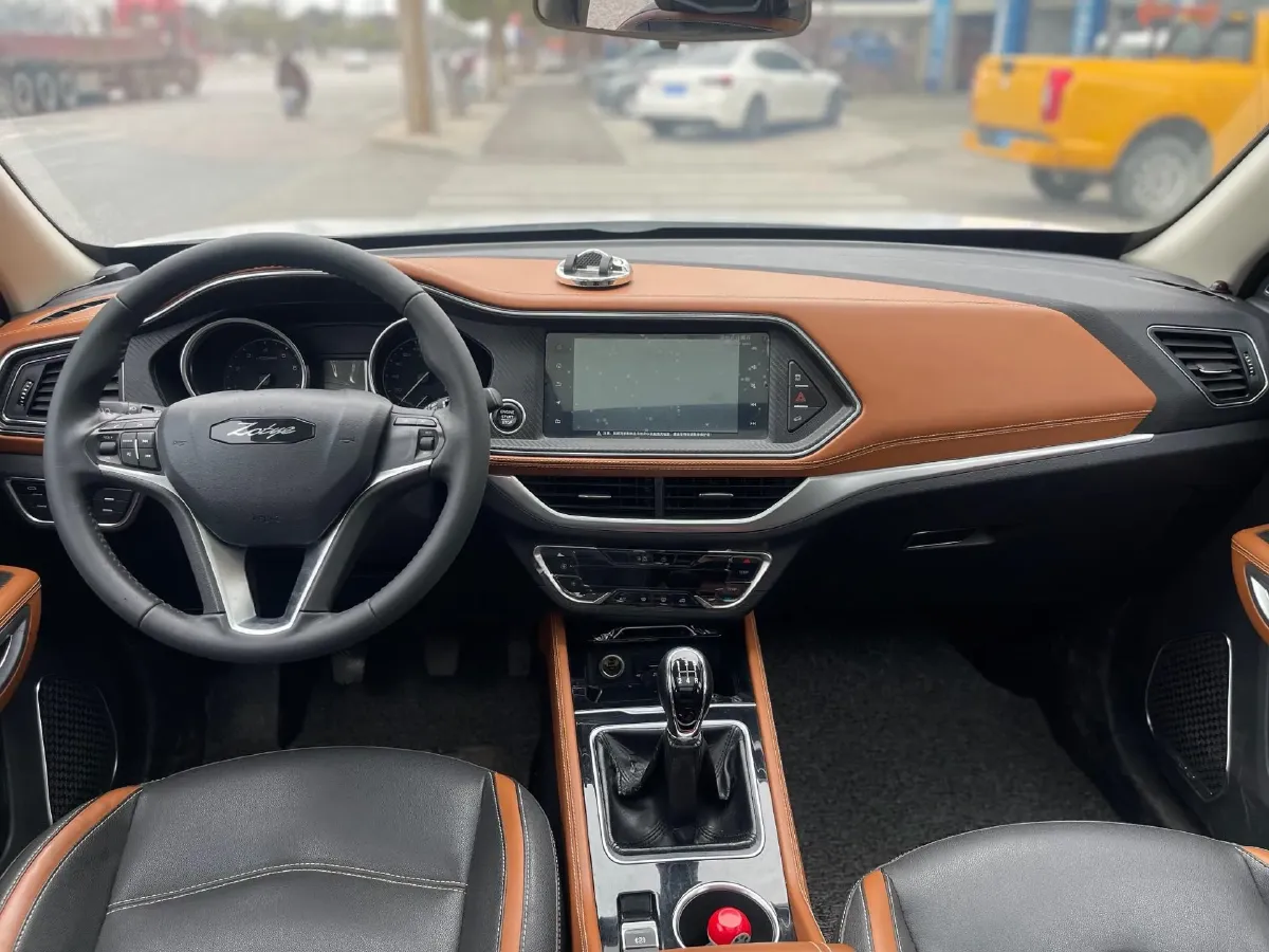 2017 Zotye T300 1.5L 112HP L4 5MT,autocango,china used car exporter,china ev exporter,chinese used car exporter,chinese used ev exporter