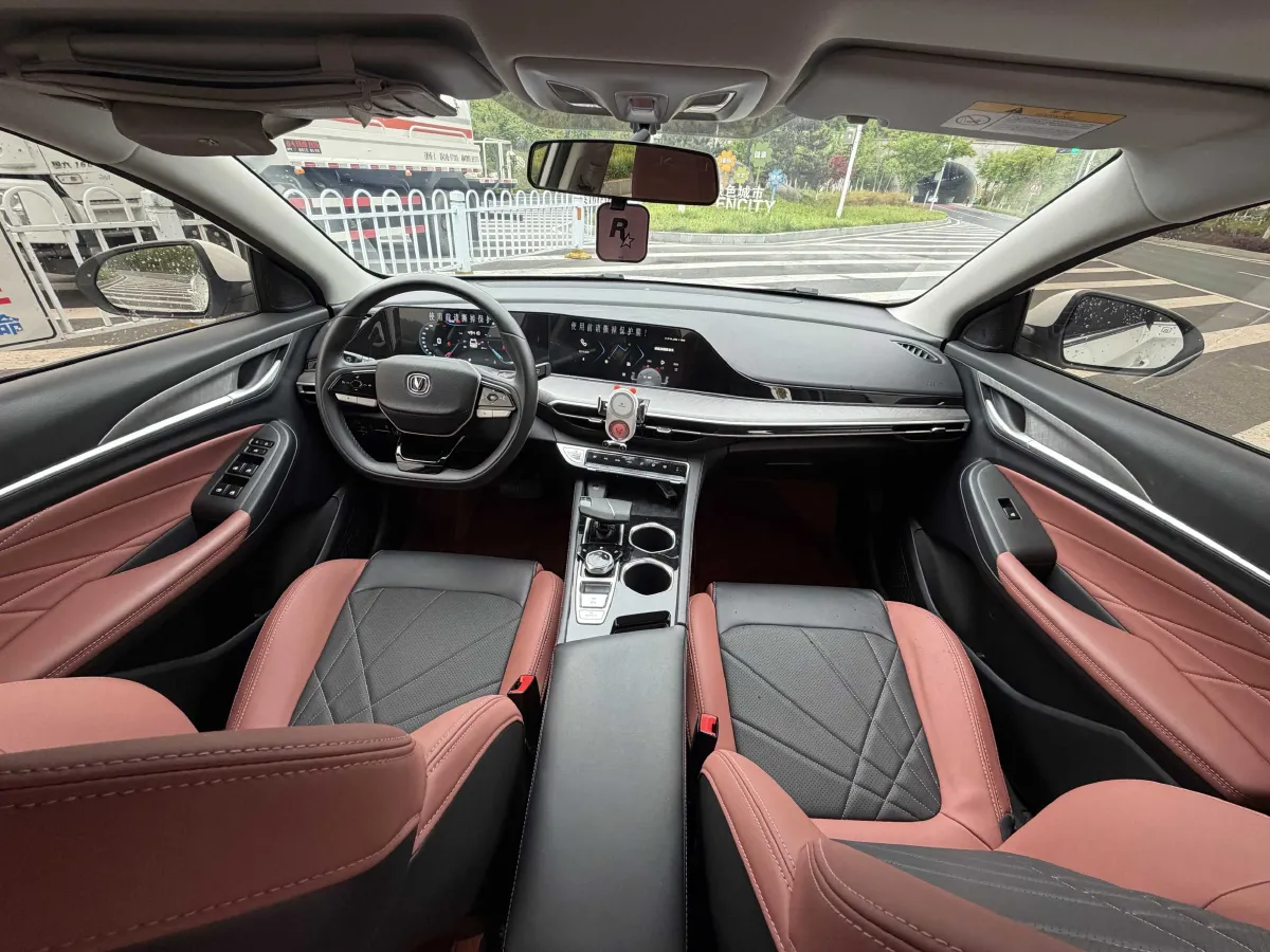 2023 ChangAn Eado 1.4T 160HP L4 7DCT,autocango,china used car exporter,china ev exporter,chinese used car exporter,chinese used ev exporter