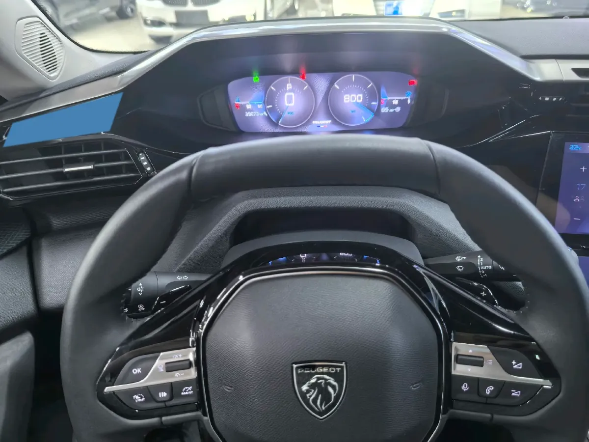 2023 Peugeot 408X 1.6T 175HP L4 8AT,autocango,china used car exporter,china ev exporter,chinese used car exporter,chinese used ev exporter