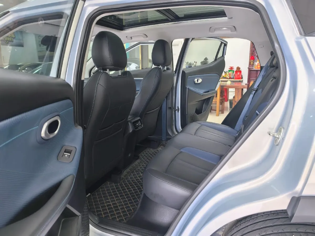 2023 GAC Trumpchi GS3 1.5T 177HP L4 7DCT,autocango,china used car exporter,china ev exporter,chinese used car exporter,chinese used ev exporter