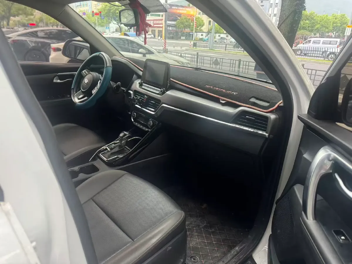 2019 Kia Sportage R 2.0L 160HP L4 6AT,autocango,china used car exporter,china ev exporter,chinese used car exporter,chinese used ev exporter