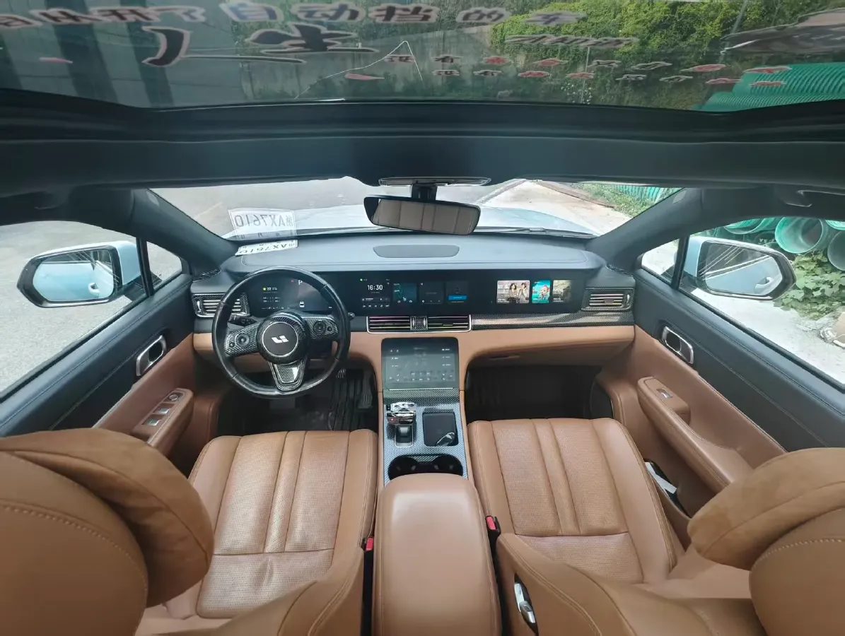 2020 Li ONE Range Extended 131HP REEV 40.5KWH,autocango,china used car exporter,china ev exporter,chinese used car exporter,chinese used ev exporter