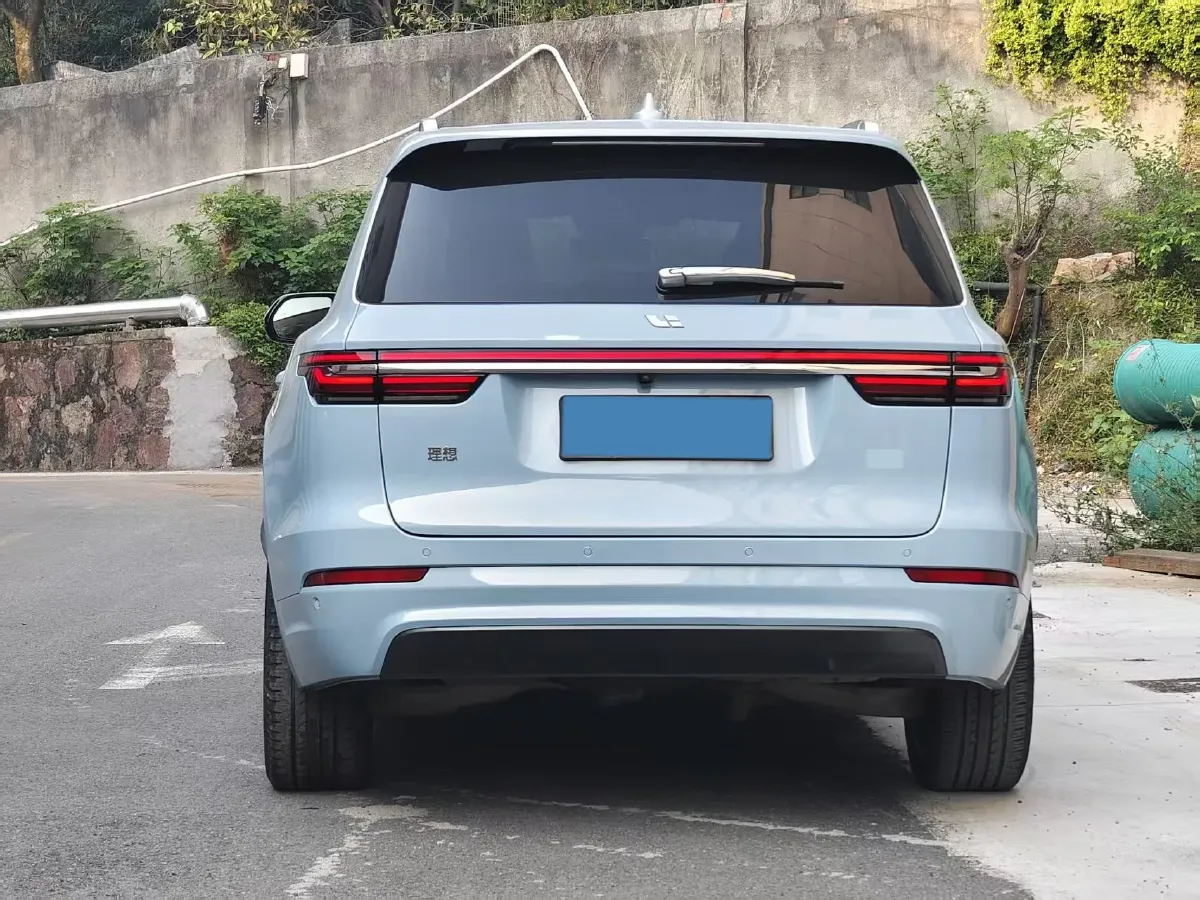 2020 Li ONE Range Extended 131HP REEV 40.5KWH,autocango,china used car exporter,china ev exporter,chinese used car exporter,chinese used ev exporter