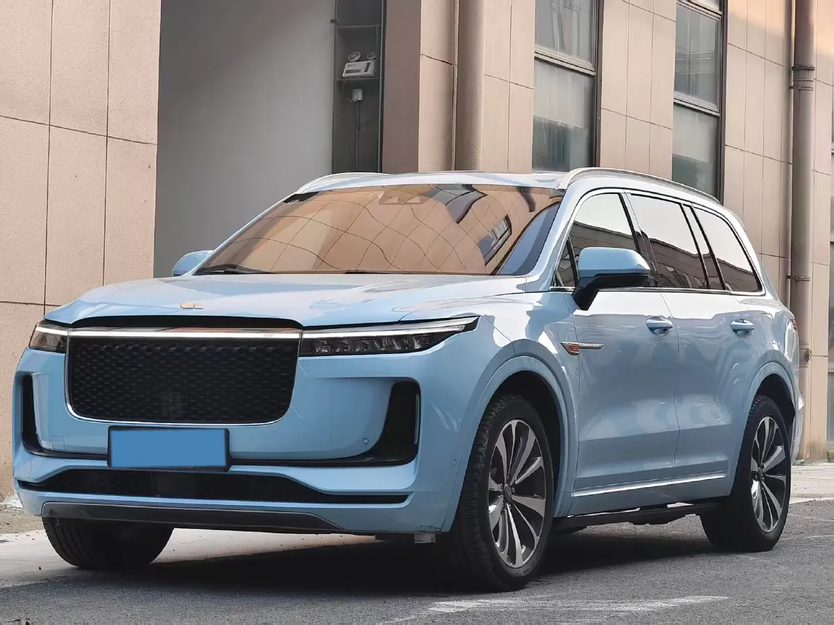 2020 Li ONE Range Extended 131HP REEV 40.5KWH,autocango,china used car exporter,china ev exporter,chinese used car exporter,chinese used ev exporter