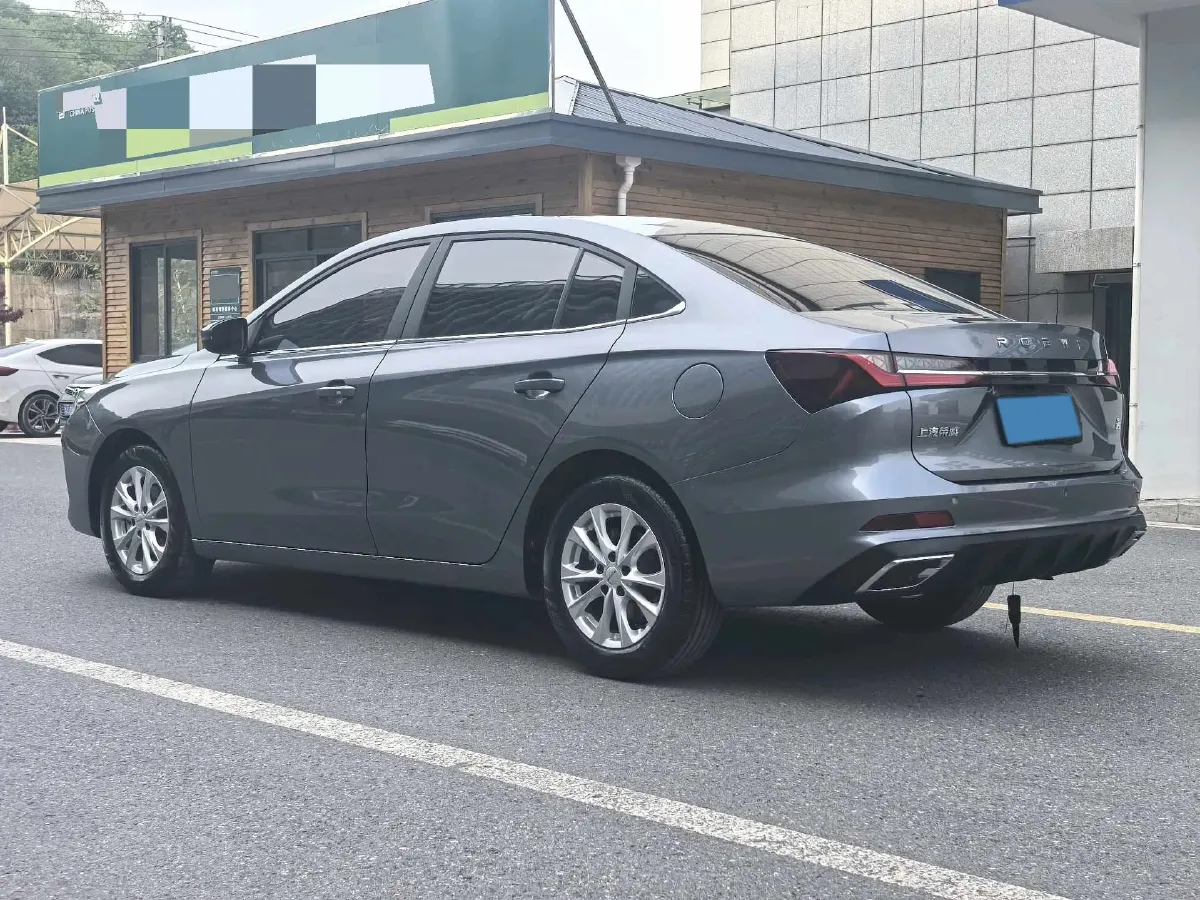 2023 Roewe i5 1.5L 129HP L4 CVT,autocango,china used car exporter,china ev exporter,chinese used car exporter,chinese used ev exporter