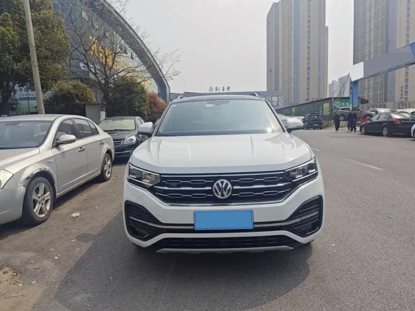 2021 Volkswagen Tayron 2.0T 220HP L4 7DCT,autocango,china used car exporter,china ev exporter,chinese used car exporter,chinese used ev exporter