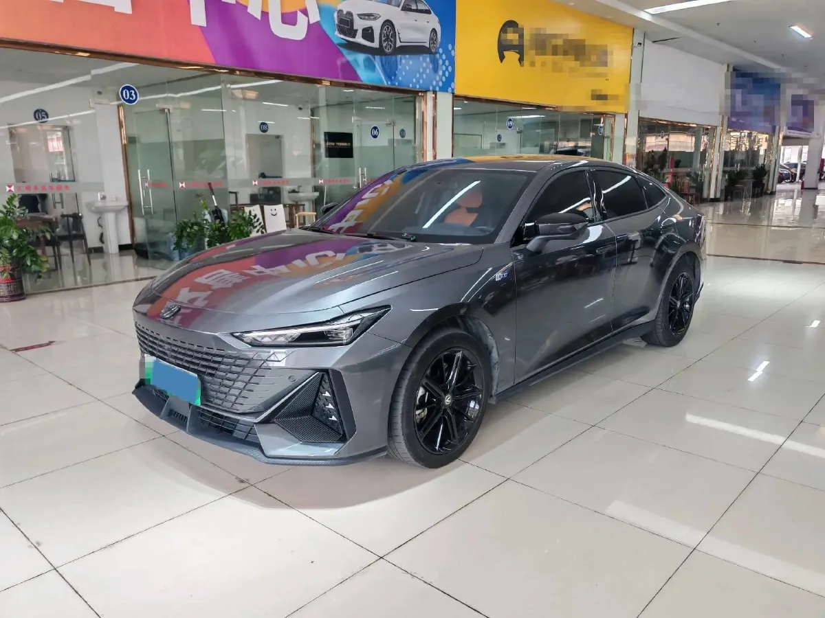 2023 ChangAn UNI-V iDD 1.5T 170HP L4 6TCT PHEV 18.4KWH,autocango,china used car exporter,china ev exporter,chinese used car exporter,chinese used ev exporter