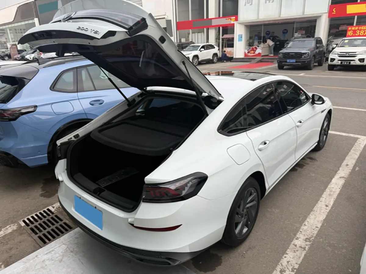 2024 Volkswagen Lamando 1.2T 116HP L4 7DCT,autocango,china used car exporter,china ev exporter,chinese used car exporter,chinese used ev exporter