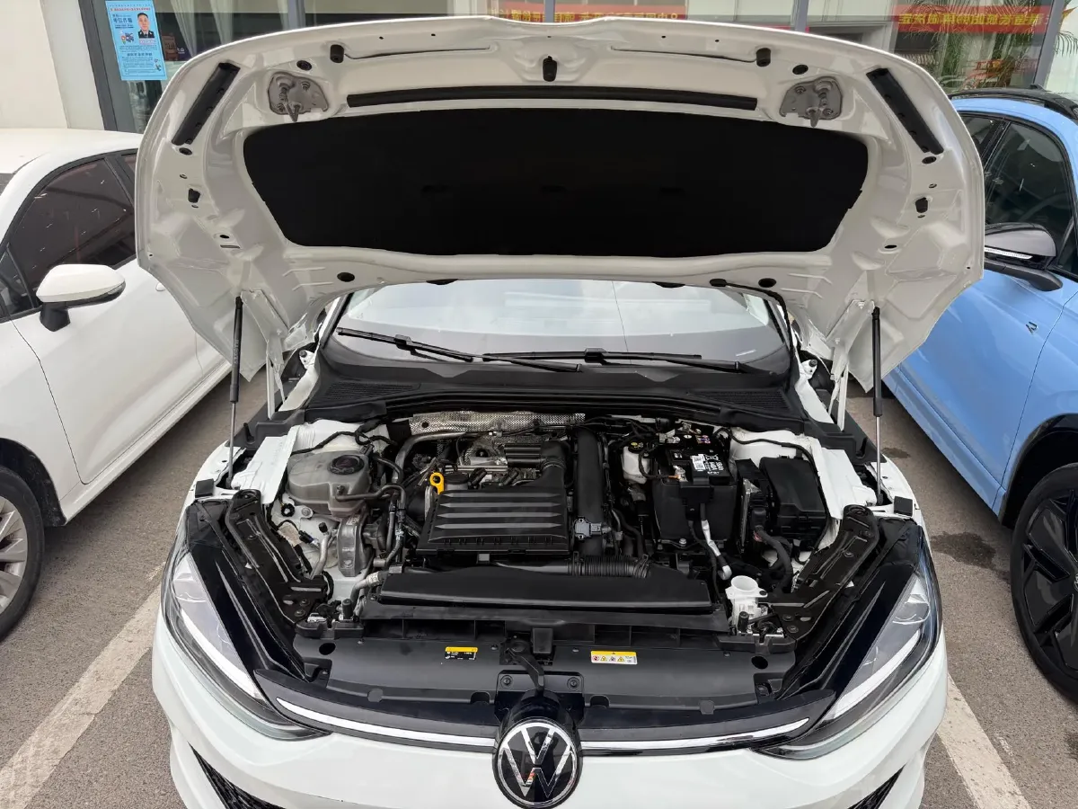 2024 Volkswagen Lamando 1.2T 116HP L4 7DCT,autocango,china used car exporter,china ev exporter,chinese used car exporter,chinese used ev exporter