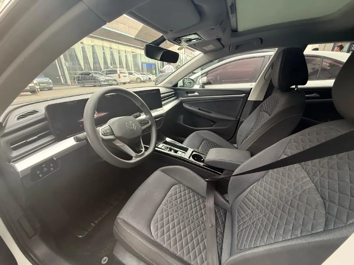 2024 Volkswagen Lamando 1.2T 116HP L4 7DCT,autocango,china used car exporter,china ev exporter,chinese used car exporter,chinese used ev exporter