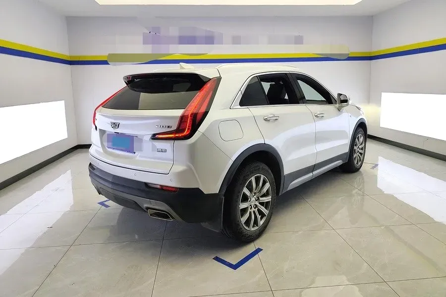 2021 Cadillac XT4 2.0T 237HP L4 9AT,autocango,china used car exporter,china ev exporter,chinese used car exporter,chinese used ev exporter