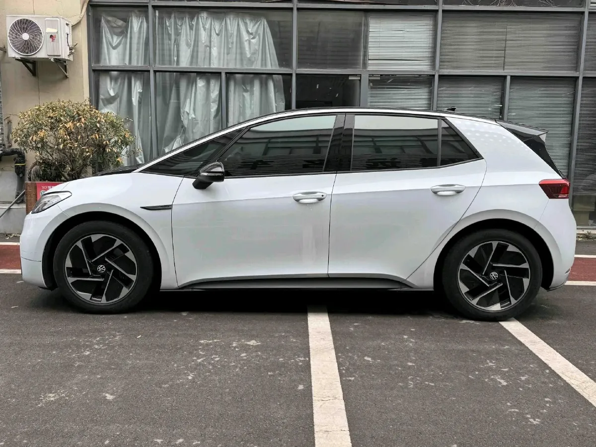 2023 Volkswagen Golf 1.4T 150HP L4 7DCT,autocango,china used car exporter,china ev exporter,chinese used car exporter,chinese used ev exporter