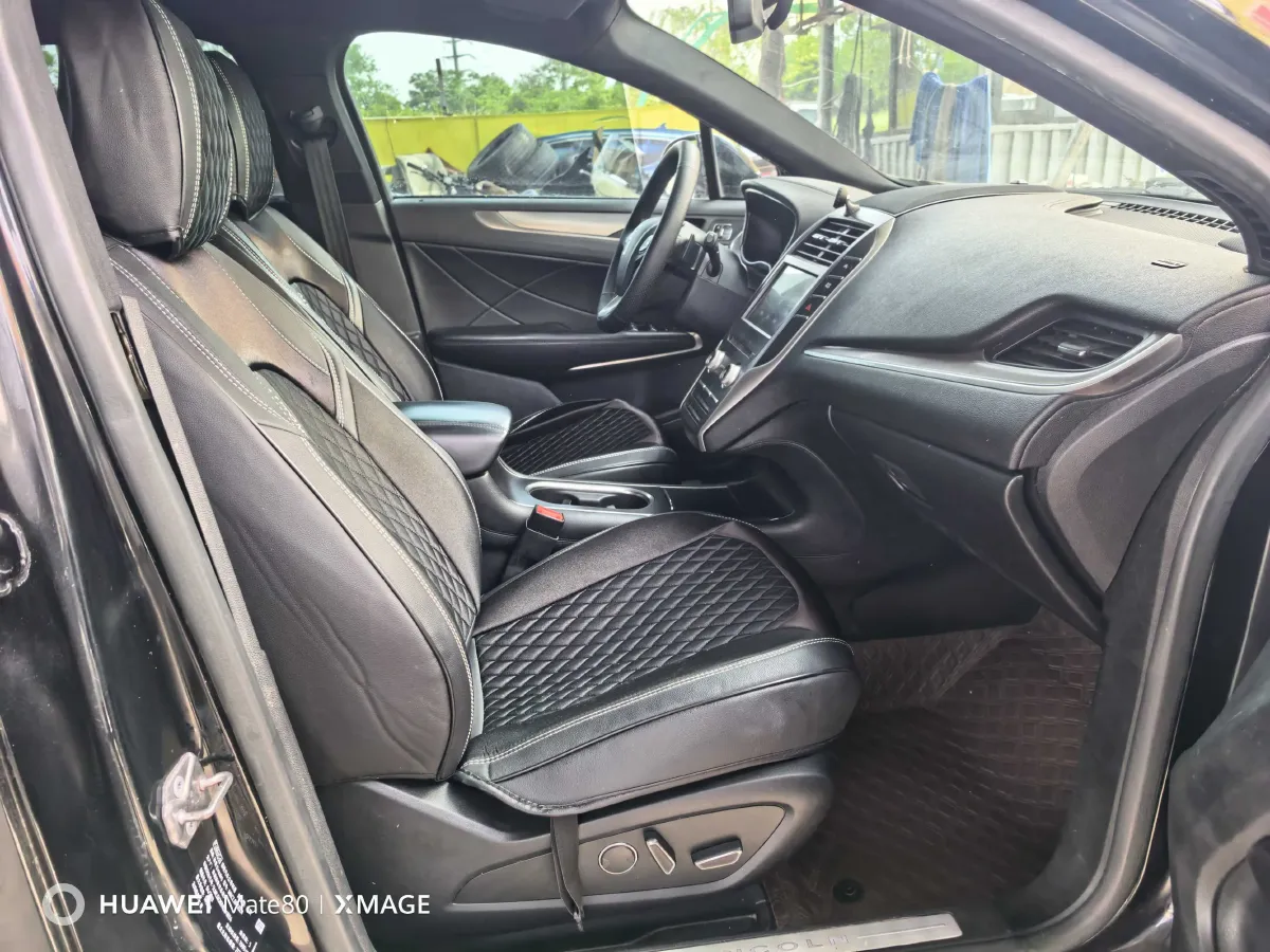 2016 Lincoln MKC 2.0T 203HP L4 6AT,autocango,china used car exporter,china ev exporter,chinese used car exporter,chinese used ev exporter