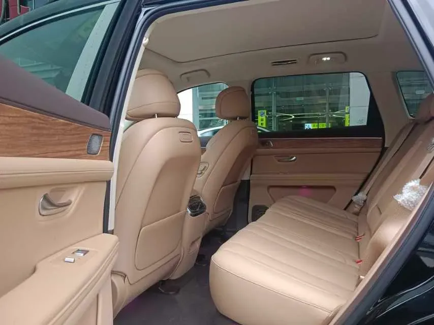 2024 AITO AITO M7 1.5T 152HP L4 REEV 38.5KWH,autocango,china used car exporter,china ev exporter,chinese used car exporter,chinese used ev exporter