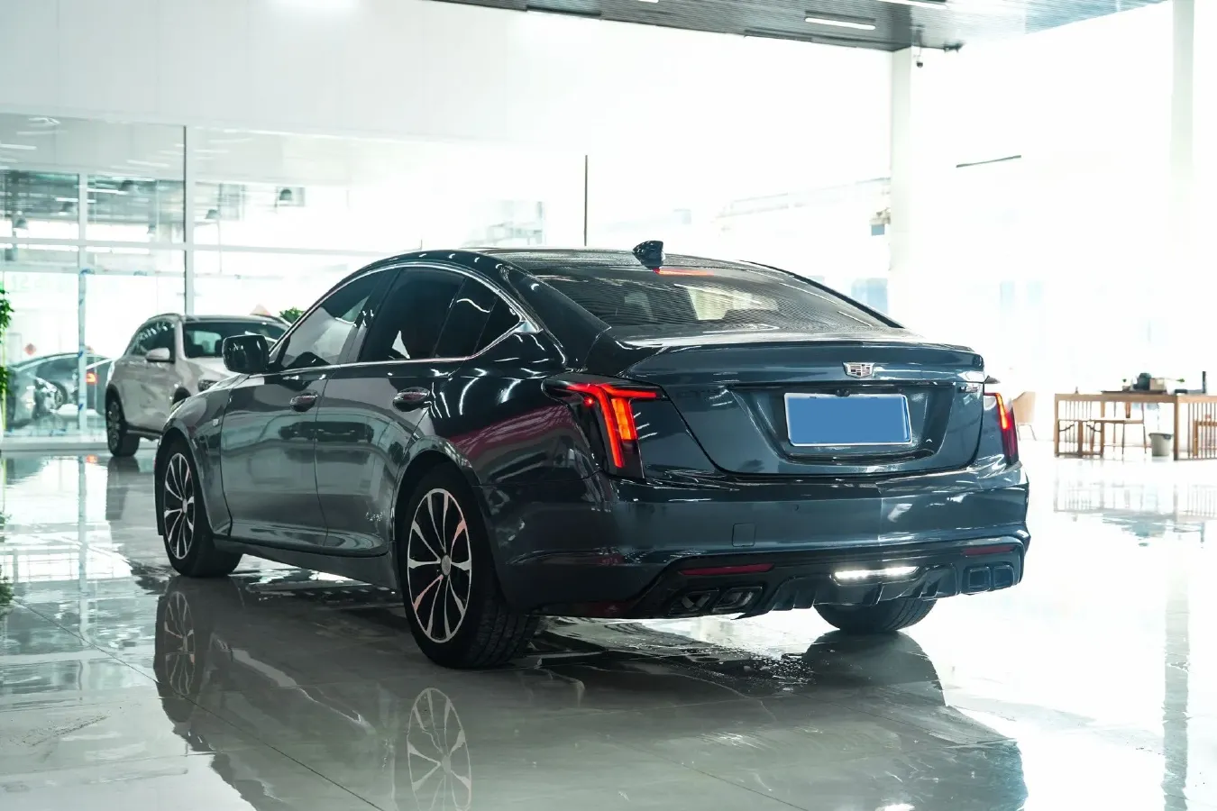 2020 Cadillac CT5 2.0T 241HP L4 10AT,autocango,china used car exporter,china ev exporter,chinese used car exporter,chinese used ev exporter