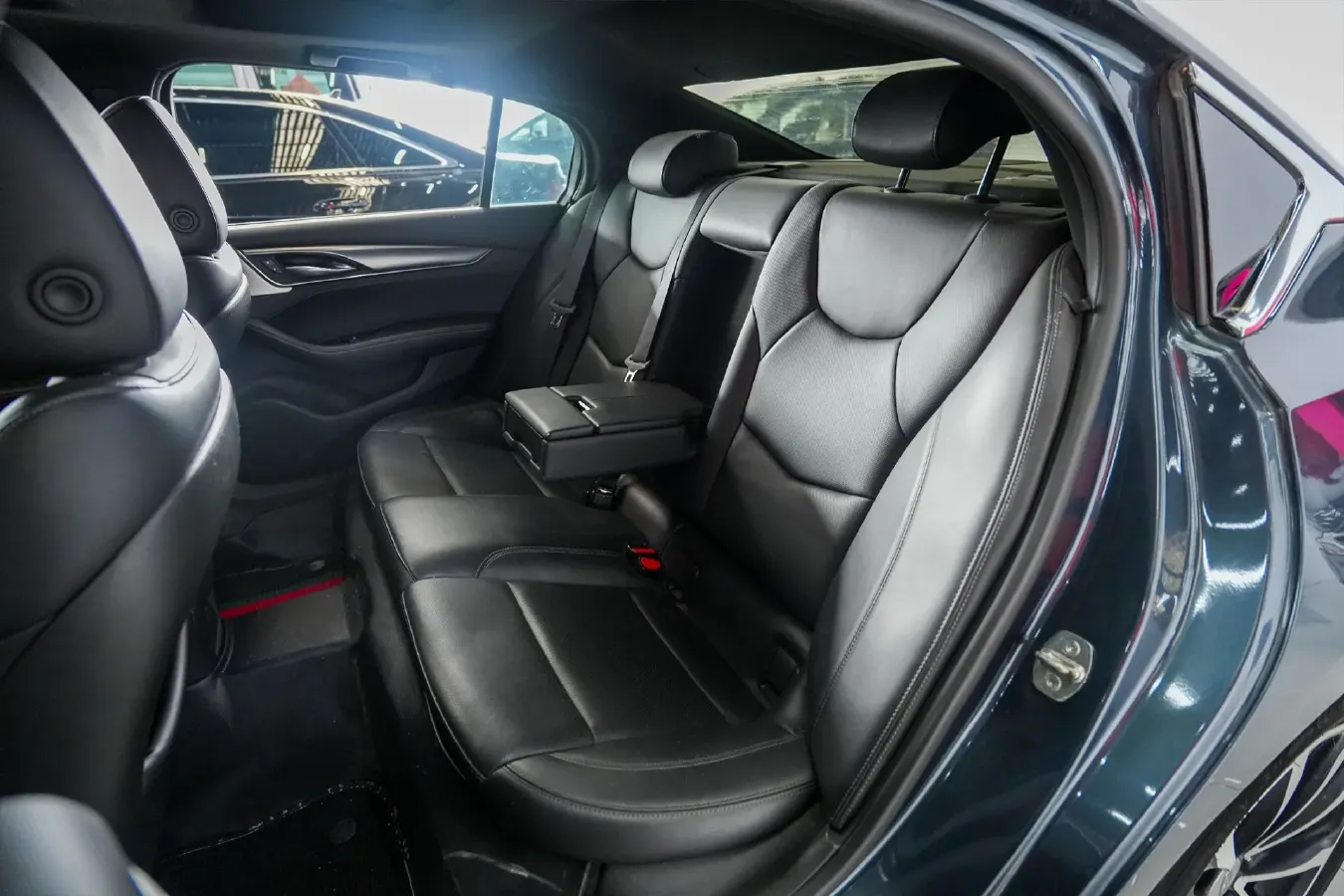 2020 Cadillac CT5 2.0T 241HP L4 10AT,autocango,china used car exporter,china ev exporter,chinese used car exporter,chinese used ev exporter