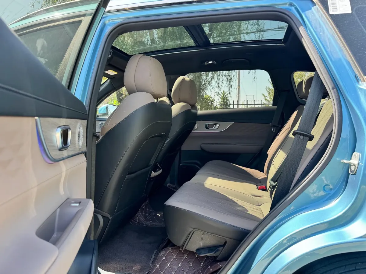 2025 Chery Tiggo8 PLUS C-DM 1.5T 156HP L4 1DHT PHEV,autocango,china used car exporter,china ev exporter,chinese used car exporter,chinese used ev exporter