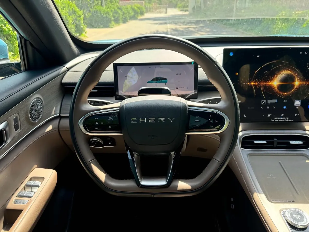 2025 Chery Tiggo8 PLUS C-DM 1.5T 156HP L4 1DHT PHEV,autocango,china used car exporter,china ev exporter,chinese used car exporter,chinese used ev exporter