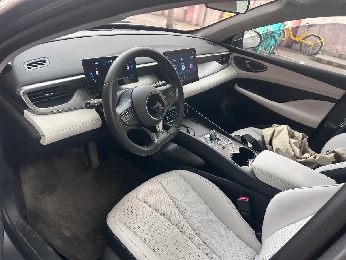 2025 BYD Seal05 DM-i 1.5L 101HP L4 E-CVT PHEV 7.68KWH,autocango,china used car exporter,china ev exporter,chinese used car exporter,chinese used ev exporter