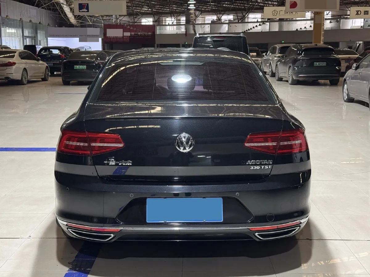 2018 Volkswagen Magotan 1.8T 180HP L4 7DCT,autocango,china used car exporter,china ev exporter,chinese used car exporter,chinese used ev exporter