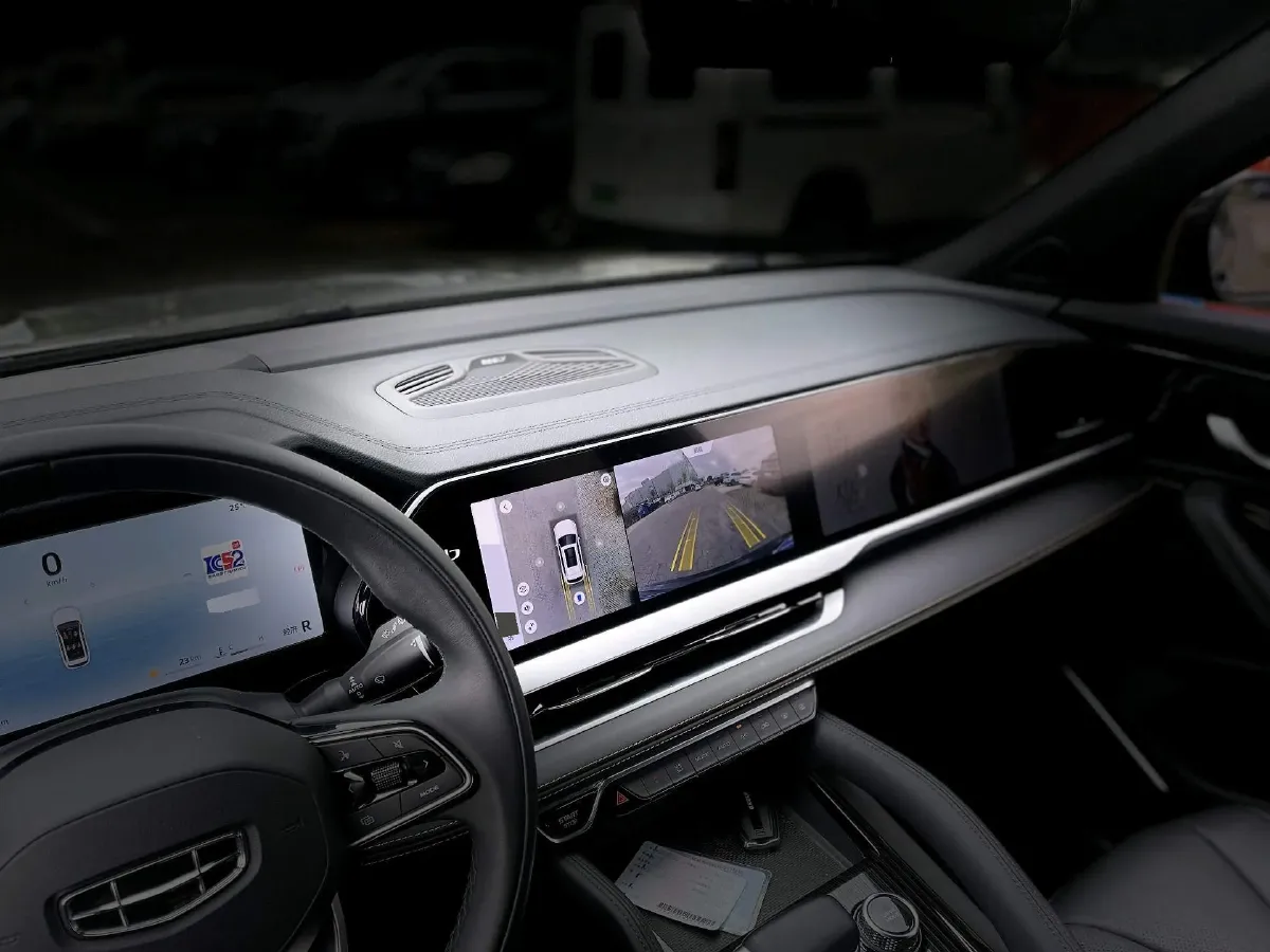 2024 Geely Monjaro 2.0T 218HP L4 7DCT,autocango,china used car exporter,china ev exporter,chinese used car exporter,chinese used ev exporter