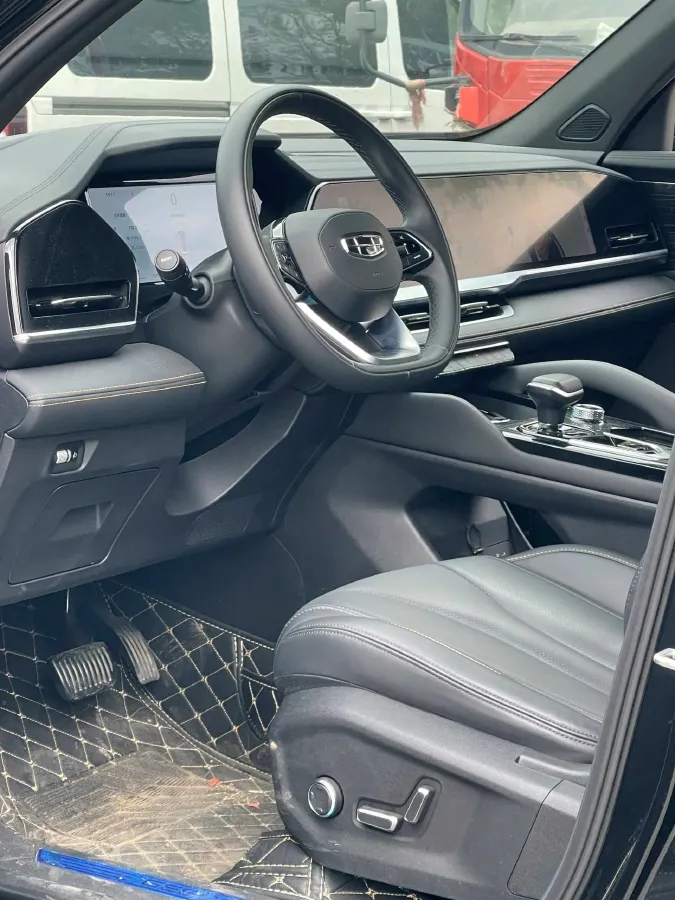 2024 Geely Monjaro 2.0T 218HP L4 7DCT,autocango,china used car exporter,china ev exporter,chinese used car exporter,chinese used ev exporter