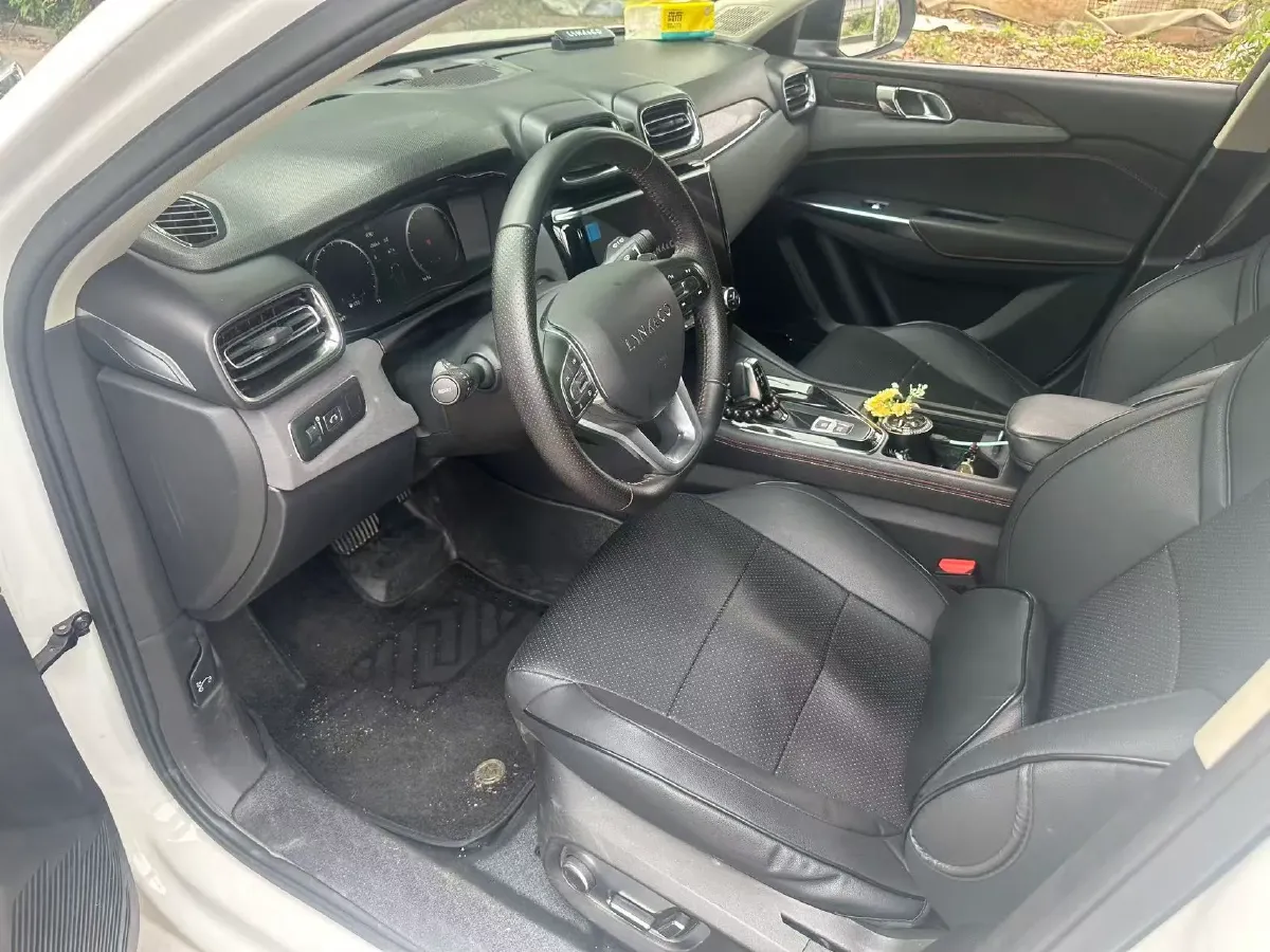 2019 LYNK&CO 02 2.0T 190HP L4 6AT,autocango,china used car exporter,china ev exporter,chinese used car exporter,chinese used ev exporter