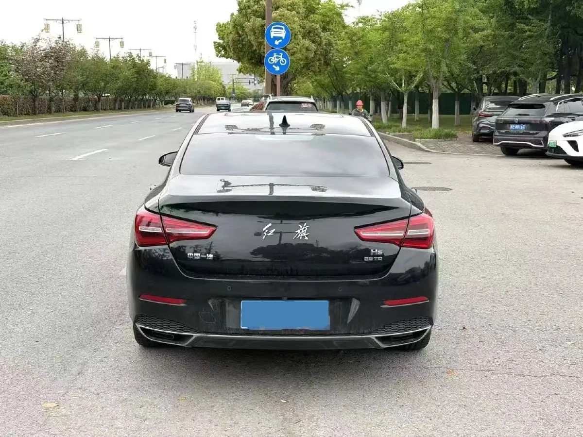 2022 HongQi H5 1.8T 197HP L4 6AT,autocango,china used car exporter,china ev exporter,chinese used car exporter,chinese used ev exporter