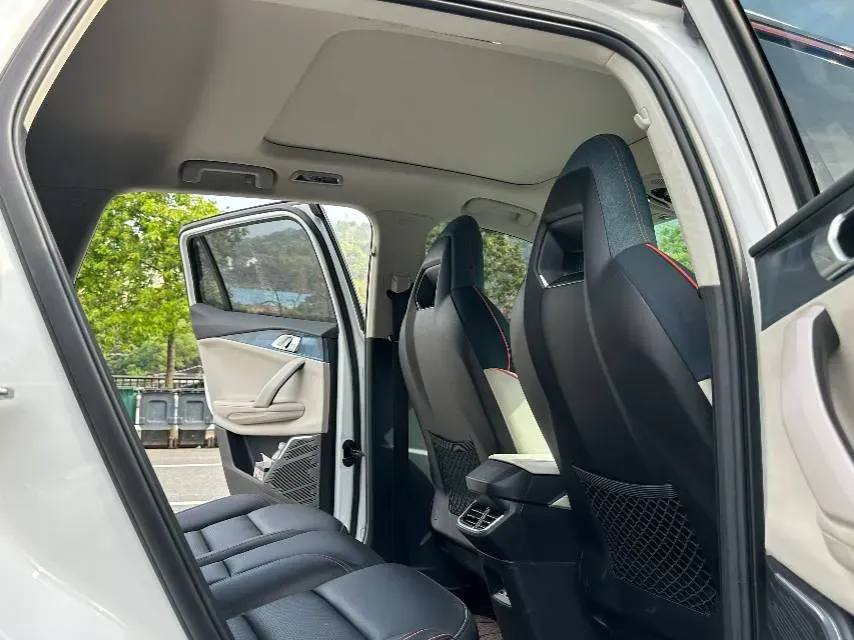 2020 LYNK&CO 06 1.5T 177HP L3 7DCT,autocango,china used car exporter,china ev exporter,chinese used car exporter,chinese used ev exporter