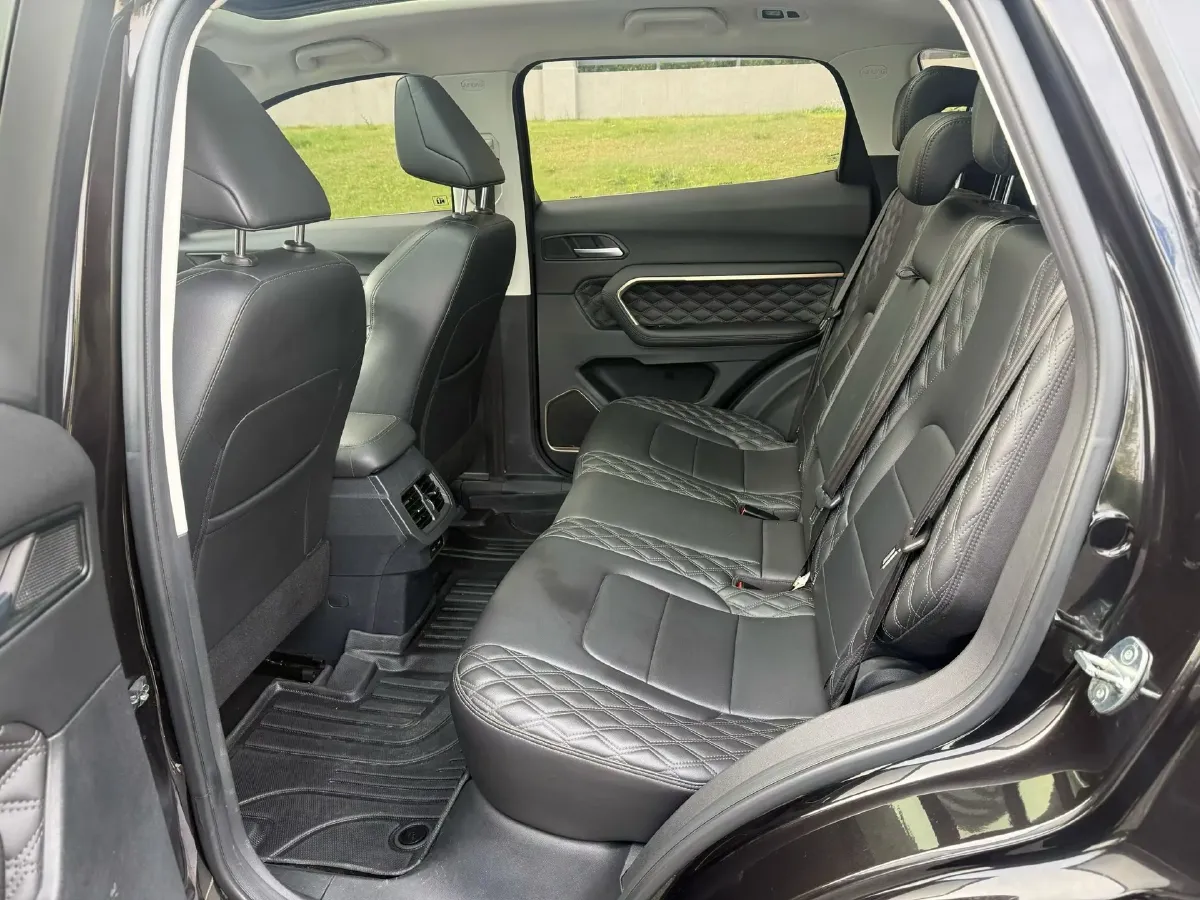 2021 Haval H6 1.5T 150HP L4 7DCT,autocango,china used car exporter,china ev exporter,chinese used car exporter,chinese used ev exporter