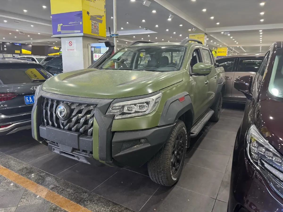 2023 Dongfeng RuiQi 7 2.3T 166HP L4 8AT,autocango,china used car exporter,china ev exporter,chinese used car exporter,chinese used ev exporter