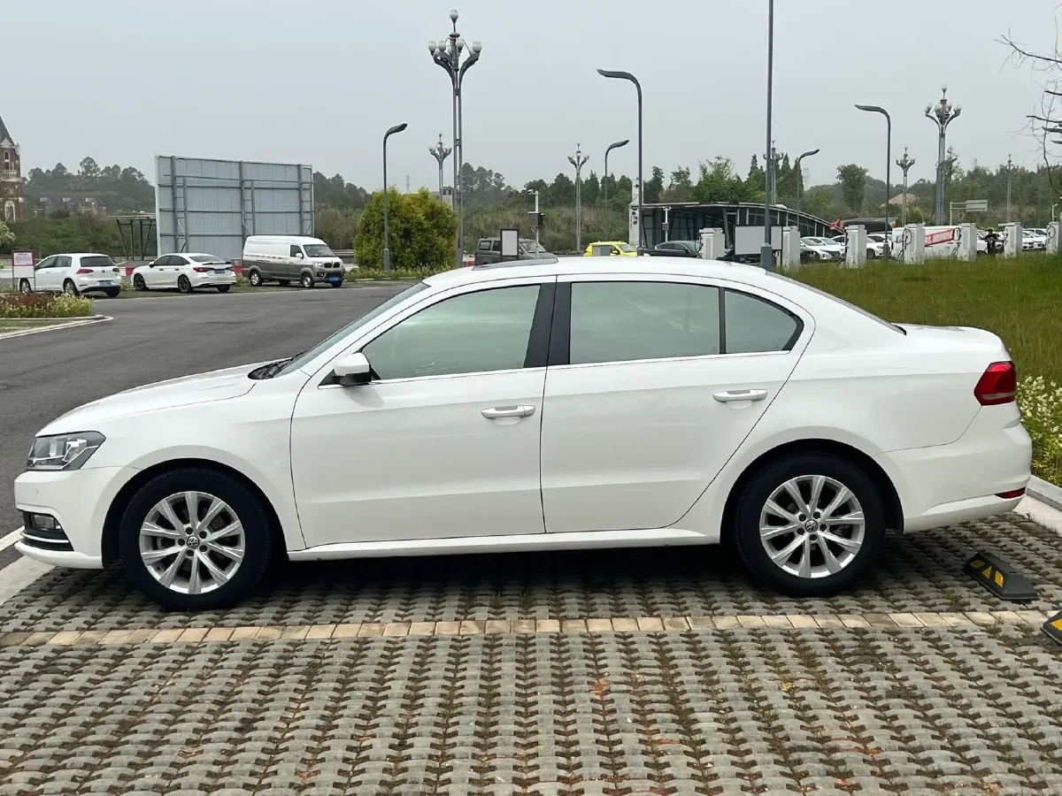 2017 Buick Excelle 1.5L 114HP L4 6AT,autocango,china used car exporter,china ev exporter,chinese used car exporter,chinese used ev exporter