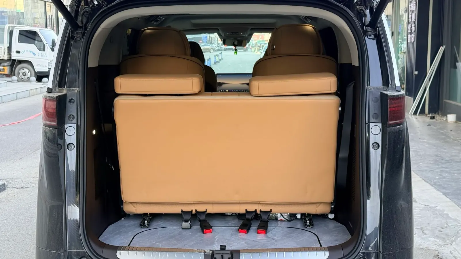 2024 Denza D9 1.5T 139HP L4 E-CVT PHEV 20.39KWH,autocango,china used car exporter,china ev exporter,chinese used car exporter,chinese used ev exporter