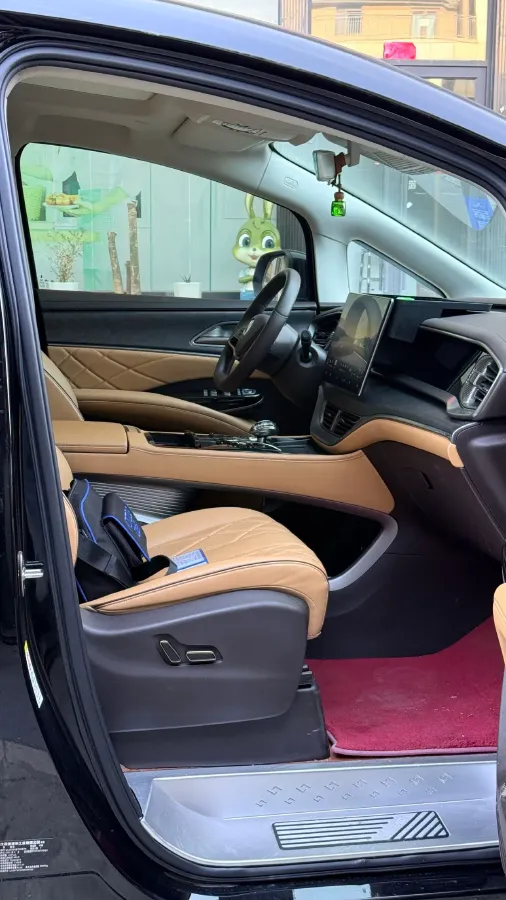 2024 Denza D9 1.5T 139HP L4 E-CVT PHEV 20.39KWH,autocango,china used car exporter,china ev exporter,chinese used car exporter,chinese used ev exporter