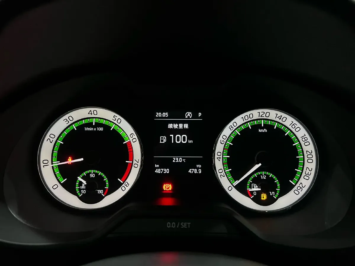 2022 Skoda Octavia 1.5L 113HP L4 6AT,autocango,china used car exporter,china ev exporter,chinese used car exporter,chinese used ev exporter