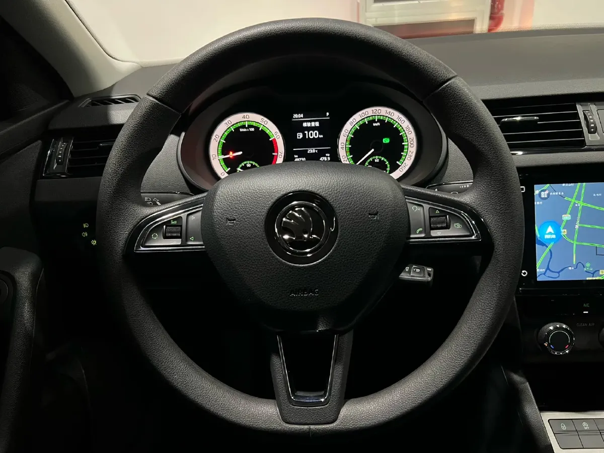 2022 Skoda Octavia 1.5L 113HP L4 6AT,autocango,china used car exporter,china ev exporter,chinese used car exporter,chinese used ev exporter