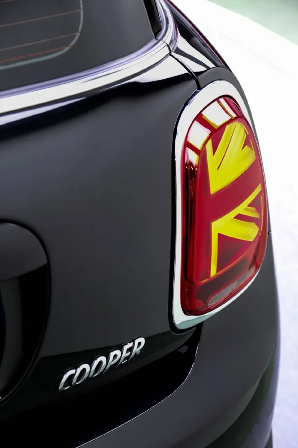 2023 MINI MINI 1.5T 136HP L3 7DCT,autocango,china used car exporter,china ev exporter,chinese used car exporter,chinese used ev exporter