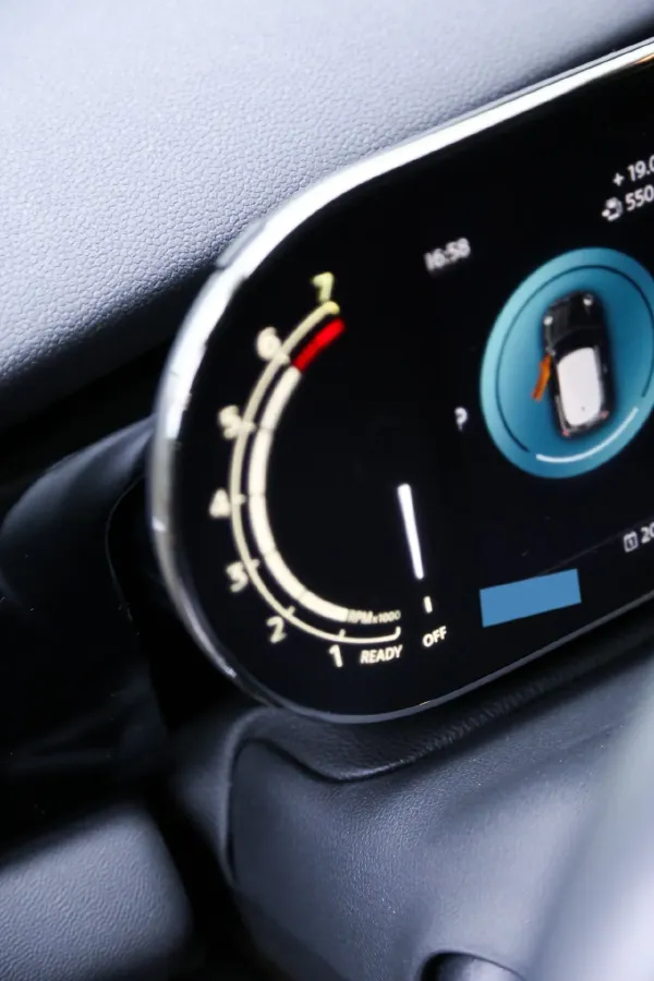 2023 MINI MINI 1.5T 136HP L3 7DCT,autocango,china used car exporter,china ev exporter,chinese used car exporter,chinese used ev exporter